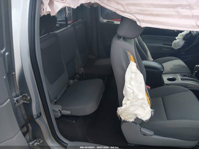 Продажа на аукционе авто 2015 Toyota Tacoma, vin: 5TFUX4EN0FX033847, номер лота: 45195261