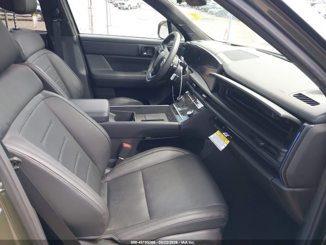 2025 Hyundai Santa Fe Calligraphy მანქანა იყიდება აუქციონზე, vin: 5NMP5DGL6SH076364, აუქციონის ნომერი: 45195266