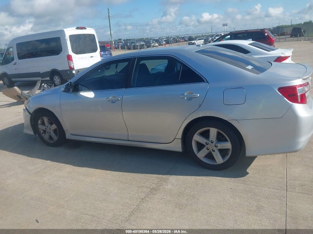 45195364 :رقم المزاد ، 4T1BF1FK8DU259190 vin ، 2013 Toyota Camry Se مزاد بيع