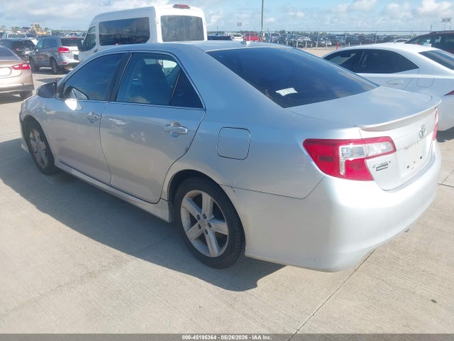 45195364 :رقم المزاد ، 4T1BF1FK8DU259190 vin ، 2013 Toyota Camry Se مزاد بيع