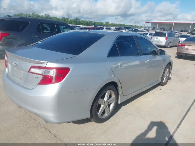 45195364 :رقم المزاد ، 4T1BF1FK8DU259190 vin ، 2013 Toyota Camry Se مزاد بيع