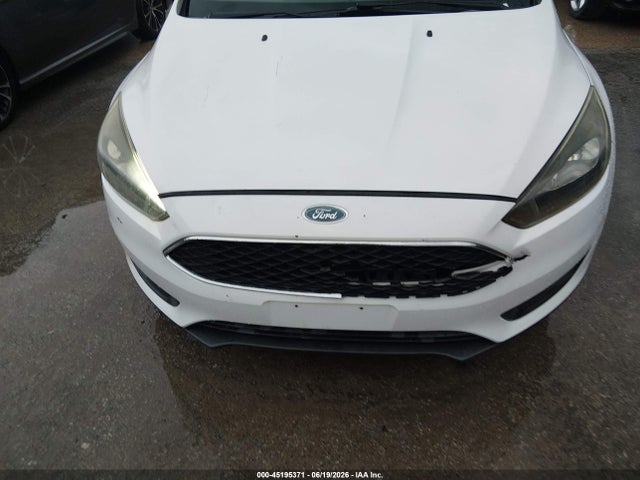 2015 Ford Focus Se მანქანა იყიდება აუქციონზე, vin: 1FADP3K29FL283640, აუქციონის ნომერი: 45195371