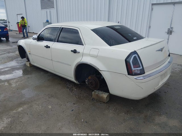 2006 Chrysler 300c მანქანა იყიდება აუქციონზე, vin: 2C3KA63H66H134904, აუქციონის ნომერი: 45195383