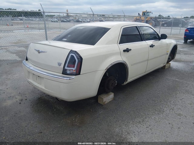 2006 Chrysler 300c მანქანა იყიდება აუქციონზე, vin: 2C3KA63H66H134904, აუქციონის ნომერი: 45195383
