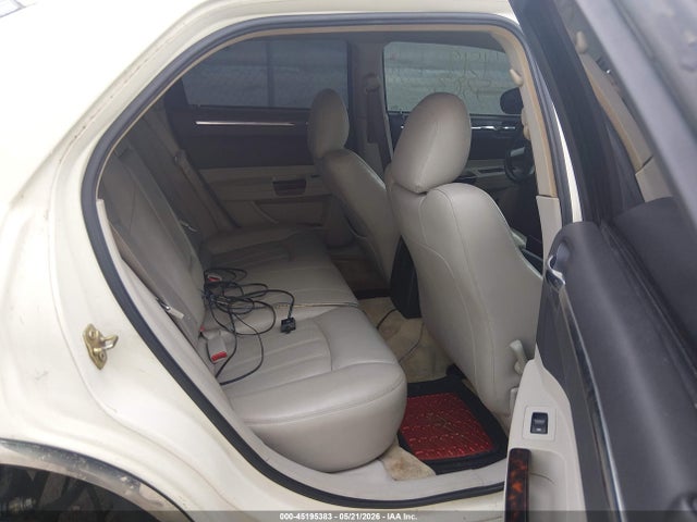 2006 Chrysler 300c მანქანა იყიდება აუქციონზე, vin: 2C3KA63H66H134904, აუქციონის ნომერი: 45195383