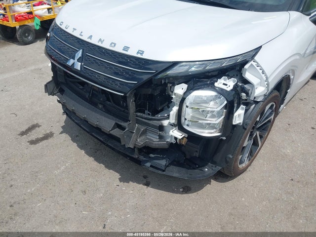 2024 Mitsubishi Outlander Se 2.5 S-awc მანქანა იყიდება აუქციონზე, vin: JA4J4VA87RZ020226, აუქციონის ნომერი: 45195398