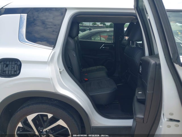 2024 Mitsubishi Outlander Se 2.5 S-awc მანქანა იყიდება აუქციონზე, vin: JA4J4VA87RZ020226, აუქციონის ნომერი: 45195398