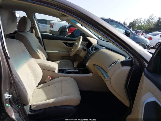 Продаж на аукціоні авто 2015 Nissan Altima 2.5 S, vin: 1N4AL3AP8FN308169, номер лоту: 45195400