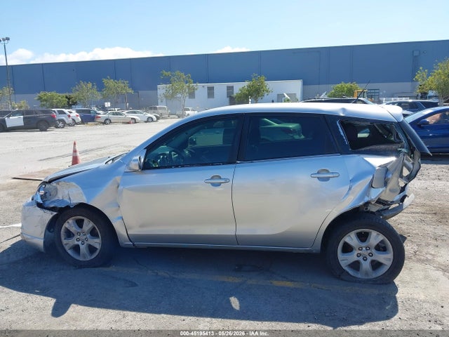 2005 Toyota Matrix Xr მანქანა იყიდება აუქციონზე, vin: 2T1KR32E25C458189, აუქციონის ნომერი: 45195413