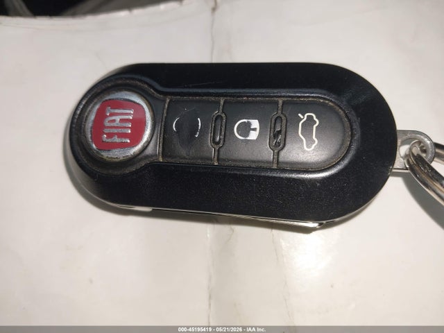 45195419 :رقم المزاد ، ZFBCFADH7GZ037539 vin ، 2016 Fiat 500l Trekking مزاد بيع