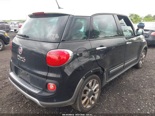 45195419 :رقم المزاد ، ZFBCFADH7GZ037539 vin ، 2016 Fiat 500l Trekking مزاد بيع