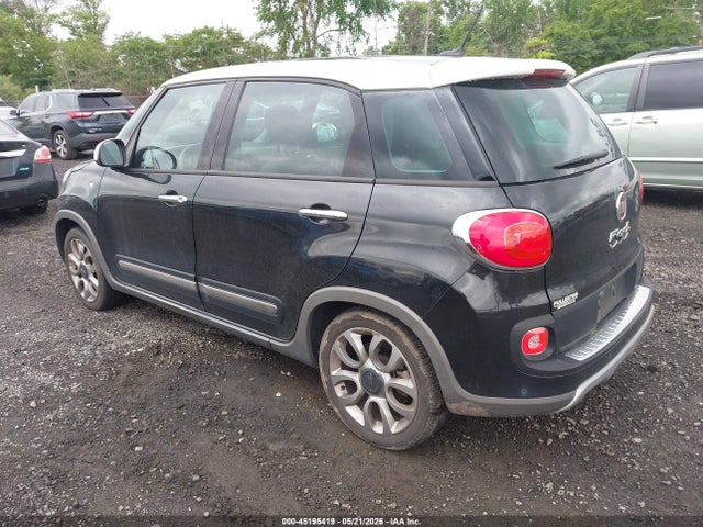 45195419 :رقم المزاد ، ZFBCFADH7GZ037539 vin ، 2016 Fiat 500l Trekking مزاد بيع