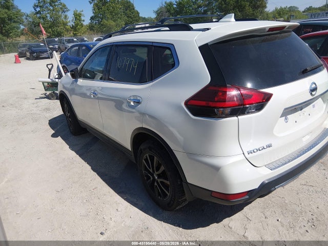 Aukcja sprzedaży 2017 Nissan Rogue Sv, vin: 5N1AT2MV8HC811998, numer aukcji: 45195440