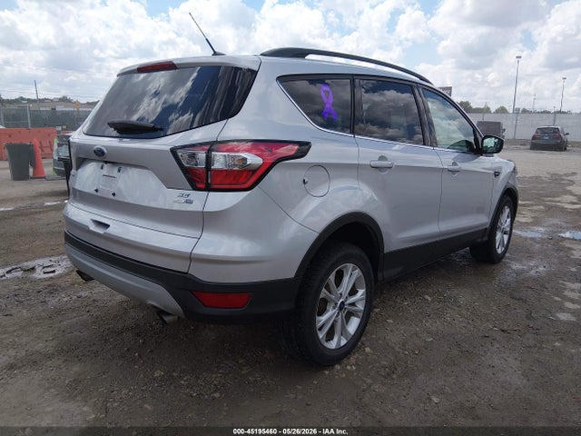 Ford ESCAPE SE 2018 1FMCU9G93JUD22941 Image 4