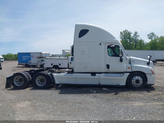Продажа на аукционе авто 2009 Freightliner Cascadia 125, vin: 1FUJGLDR79LAC0856, номер лота: 45195481