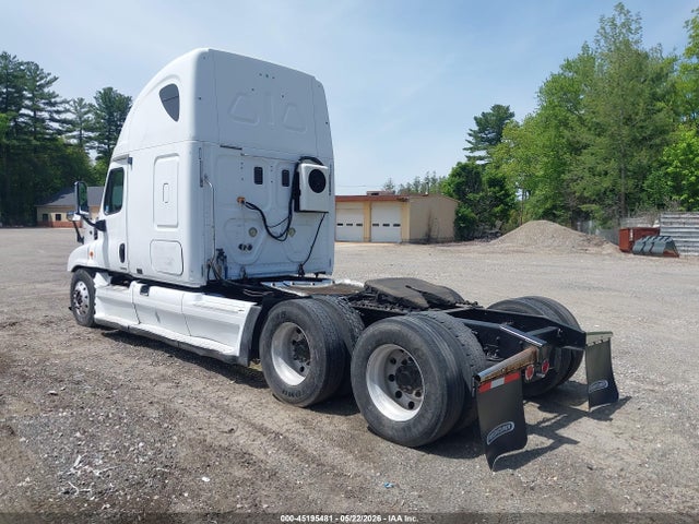 Продажа на аукционе авто 2009 Freightliner Cascadia 125, vin: 1FUJGLDR79LAC0856, номер лота: 45195481