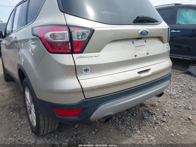 Продажа на аукционе авто 2018 Ford Escape Se, vin: 1FMCU0GD5JUD16901, номер лота: 45195525