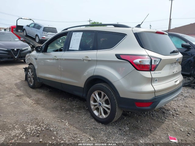 Продажа на аукционе авто 2018 Ford Escape Se, vin: 1FMCU0GD5JUD16901, номер лота: 45195525