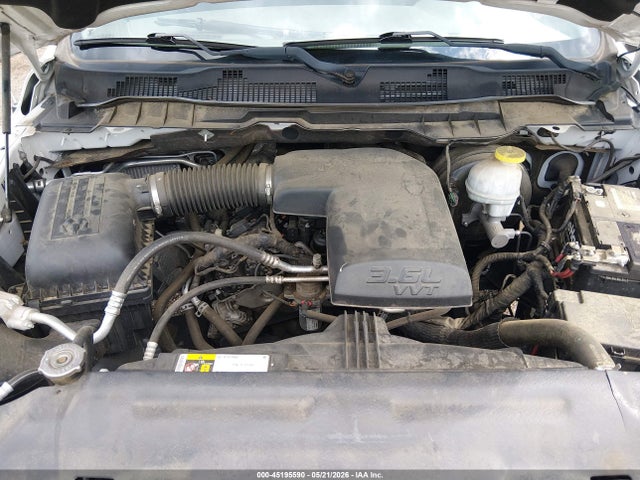 45195590 :رقم المزاد ، 1C6RR6KG0KS528064 vin ، 2019 Ram 1500 Classic Tradesman  4x2 5'7 Box مزاد بيع