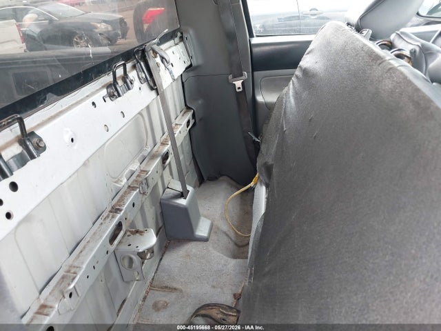 45195668 :رقم المزاد ، 5TENX22N86Z246910 vin ، 2006 Toyota Tacoma مزاد بيع
