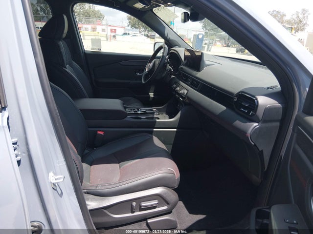 Honda Pilot Black Edition 2026 5FNYG1H96TB013624 Image 5