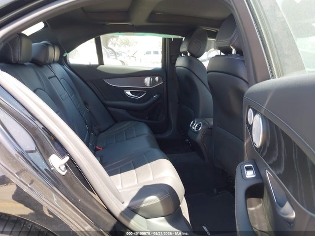 55SWF4JB8HU202645 Mercedes-Benz C 300 Sport