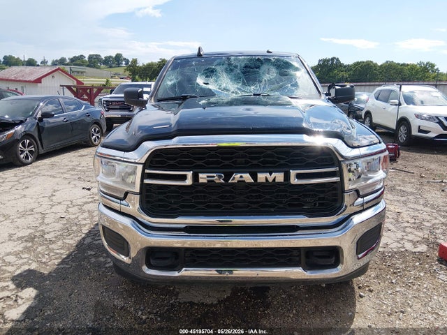 45195704 :رقم المزاد ، 3C6UR5CL7KG670841 vin ، 2019 Ram 2500 Tradesman  4x4 6'4 Box مزاد بيع