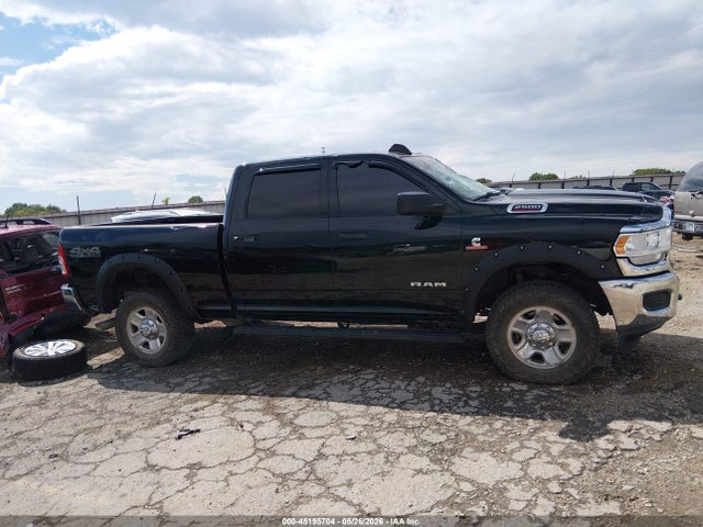 45195704 :رقم المزاد ، 3C6UR5CL7KG670841 vin ، 2019 Ram 2500 Tradesman  4x4 6'4 Box مزاد بيع
