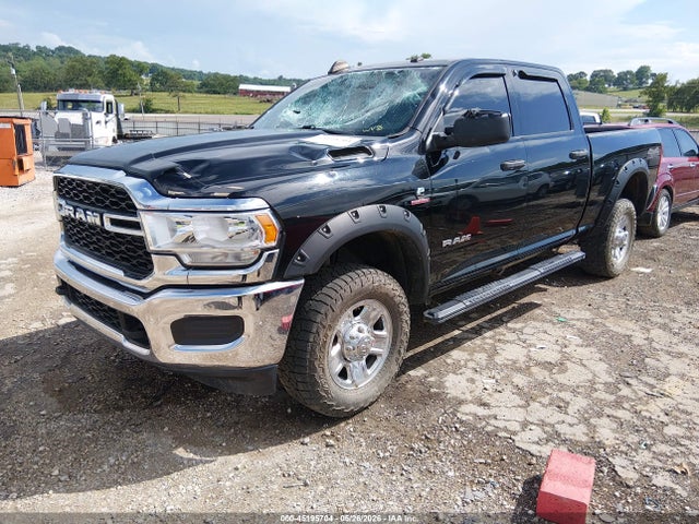 45195704 :رقم المزاد ، 3C6UR5CL7KG670841 vin ، 2019 Ram 2500 Tradesman  4x4 6'4 Box مزاد بيع