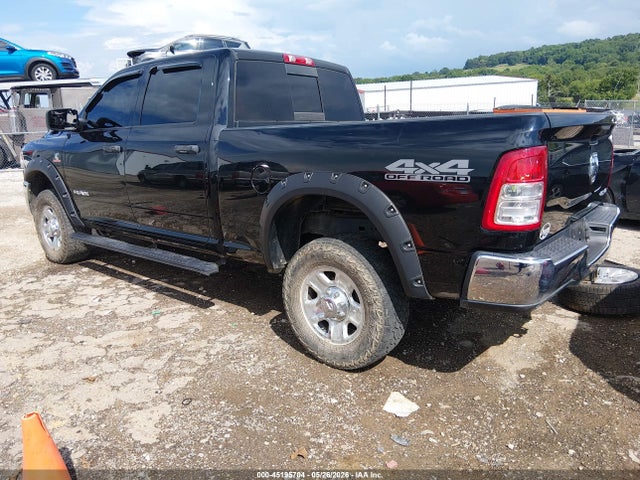 45195704 :رقم المزاد ، 3C6UR5CL7KG670841 vin ، 2019 Ram 2500 Tradesman  4x4 6'4 Box مزاد بيع