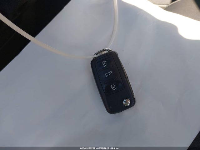 45195707 :رقم المزاد ، 3VWLP7AJ1DM401226 vin ، 2013 Volkswagen Jetta 2.5l Sel مزاد بيع