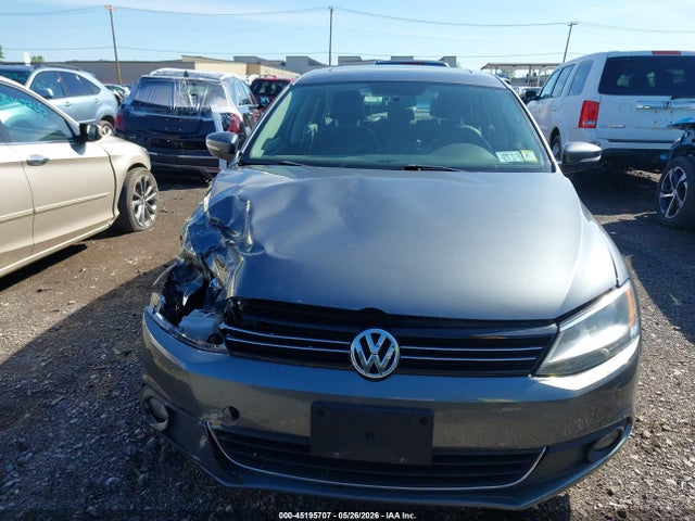 45195707 :رقم المزاد ، 3VWLP7AJ1DM401226 vin ، 2013 Volkswagen Jetta 2.5l Sel مزاد بيع