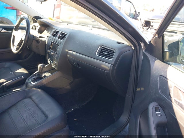 45195707 :رقم المزاد ، 3VWLP7AJ1DM401226 vin ، 2013 Volkswagen Jetta 2.5l Sel مزاد بيع