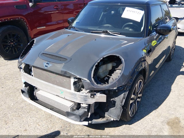 2021 Mini Hardtop Cooper S მანქანა იყიდება აუქციონზე, vin: WMWXU9C07M2M92469, აუქციონის ნომერი: 45195723