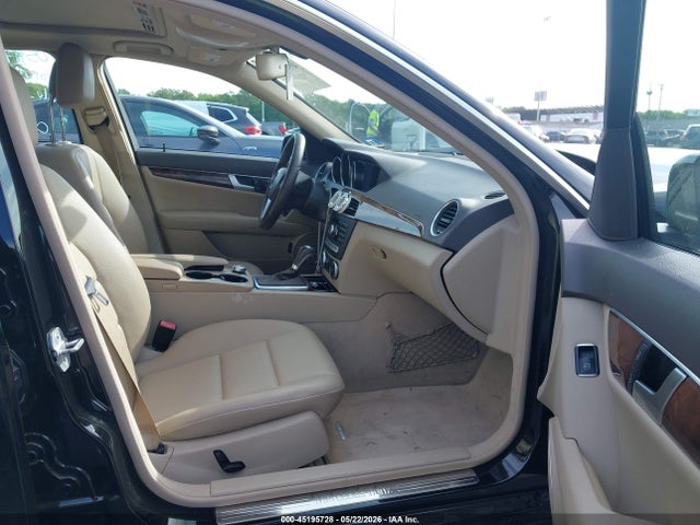 Aukcja sprzedaży 2013 Mercedes-benz C 300 Luxury 4matic/sport 4matic, vin: WDDGF8ABXDR289715, numer aukcji: 45195728