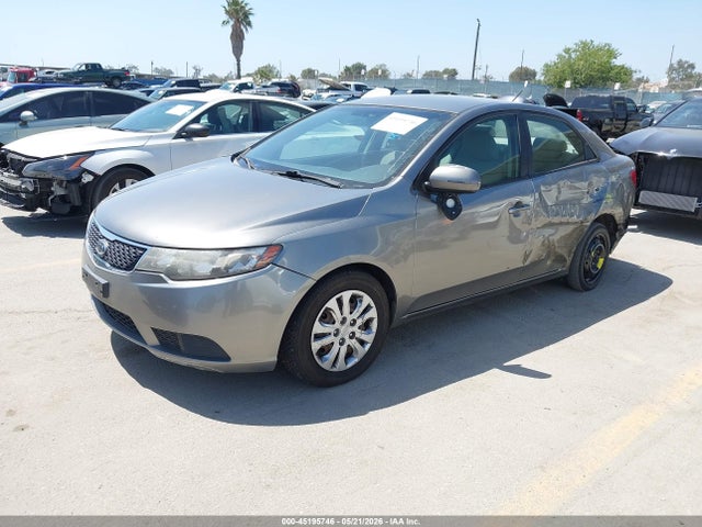 45195746 :رقم المزاد ، KNAFU4A24B5460920 vin ، 2011 Kia Forte Ex مزاد بيع