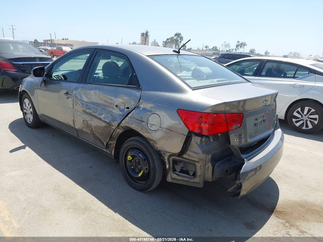 45195746 :رقم المزاد ، KNAFU4A24B5460920 vin ، 2011 Kia Forte Ex مزاد بيع