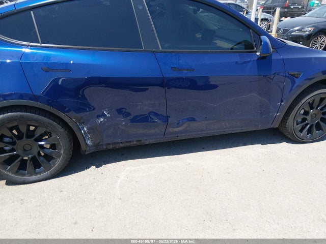 Продаж на аукціоні авто 2023 Tesla Model Y Awd/long Range Dual Motor All-wheel Drive, vin: 7SAYGDEE7PF766980, номер лоту: 45195787