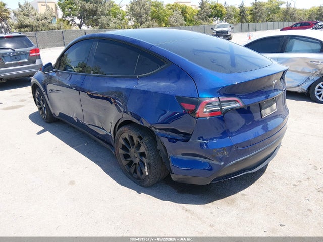 Продаж на аукціоні авто 2023 Tesla Model Y Awd/long Range Dual Motor All-wheel Drive, vin: 7SAYGDEE7PF766980, номер лоту: 45195787