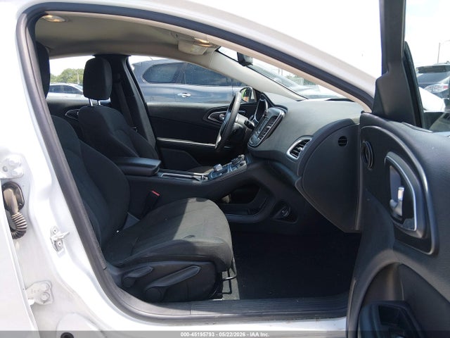 Aukcja sprzedaży 2015 Chrysler 200 Lx, vin: 1C3CCCFB7FN706820, numer aukcji: 45195793