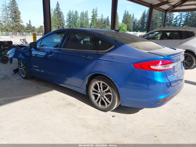 3FA6P0LUXHR183039 Ford Fusion Hybrid Se