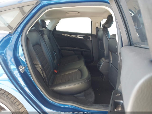 3FA6P0LUXHR183039 Ford Fusion Hybrid Se