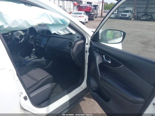 Продаж на аукціоні авто 2018 Nissan Rogue S, vin: KNMAT2MT6JP608979, номер лоту: 45195805