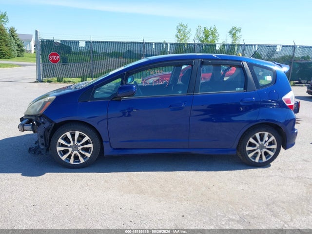 45195815 :رقم المزاد ، JHMGE8G50DC017965 vin ، 2013 Honda Fit Sport مزاد بيع