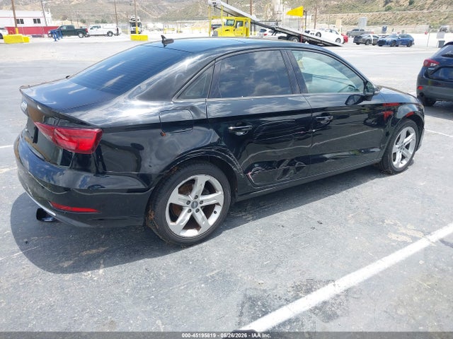 Aukcja sprzedaży 2018 Audi A3 2.0t Premium/2.0t Tech Premium, vin: WAUAUGFFXJ1003106, numer aukcji: 45195819