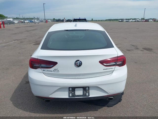 45195844 :رقم المزاد ، W04GM6SX4J1118123 vin ، 2018 Buick Regal Sportback Preferred Ii مزاد بيع