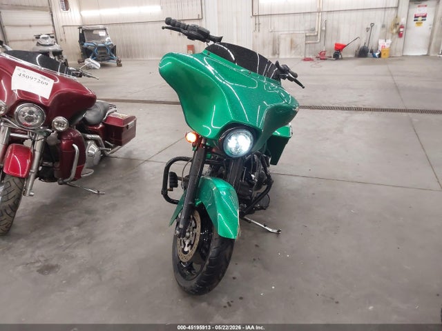 45195913 :رقم المزاد ، 1HD1FC4159Y675380 vin ، 2009 Harley-davidson Flhtcu مزاد بيع