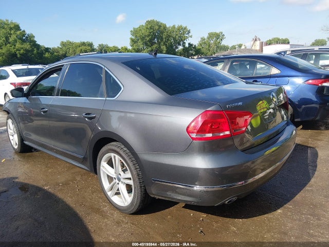 Aukcja sprzedaży 2015 Volkswagen Passat 2.0l Tdi Sel Premium, vin: 1VWCV7A34FC055166, numer aukcji: 45195944