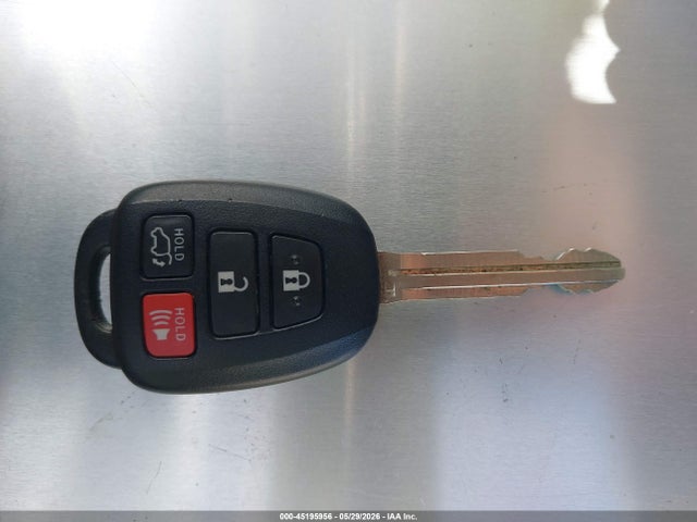 Toyota Rav4 Xle 2016 JTMWFREVXGJ068487 Image 11