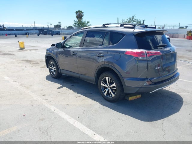 Toyota Rav4 Xle 2016 JTMWFREVXGJ068487 Image 3